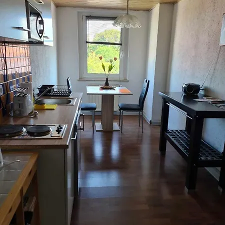Kleine Fuer Monteure Und Dienstreisen Apartmán