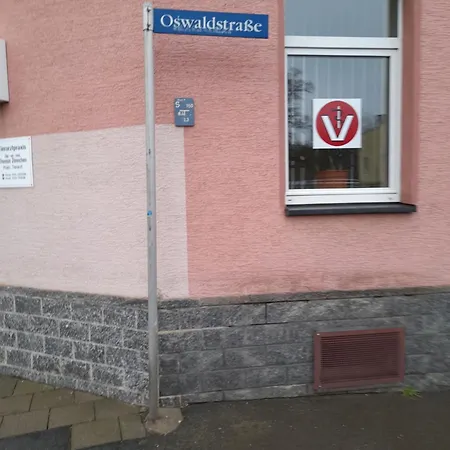 Kleine Fuer Monteure Und Dienstreisen Zwickau